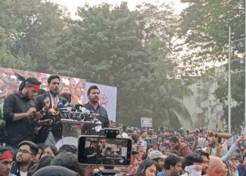 ১৫ জানুয়ারির মধ্যে অভ্যুত্থানের ঘোষণাপত্র পাঠ করতে হবে সরকারকে : আখতার