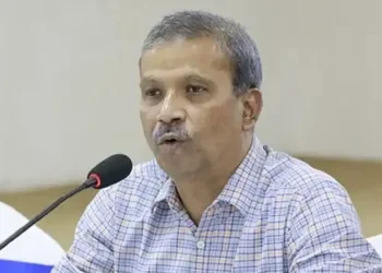 প্রবাসীদের সুখবর দিলেন আসিফ নজরুল
