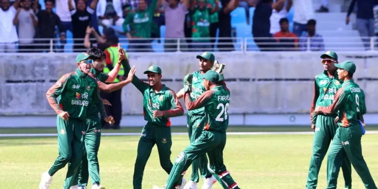ভারতকে গুঁড়িয়ে টানা দ্বিতীয়বার চ্যাম্পিয়ন বাংলাদেশ