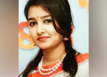 আনিসুল-সালমানকে রক্ষার চেষ্টা : সেই সমালোচিত পুলিশ কর্মকর্তা সানজিদা সাময়িক বরখাস্ত