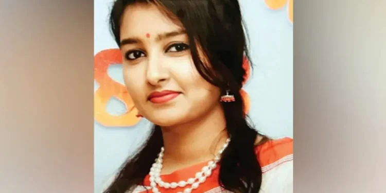 আনিসুল-সালমানকে রক্ষার চেষ্টা : সেই সমালোচিত পুলিশ কর্মকর্তা সানজিদা সাময়িক বরখাস্ত