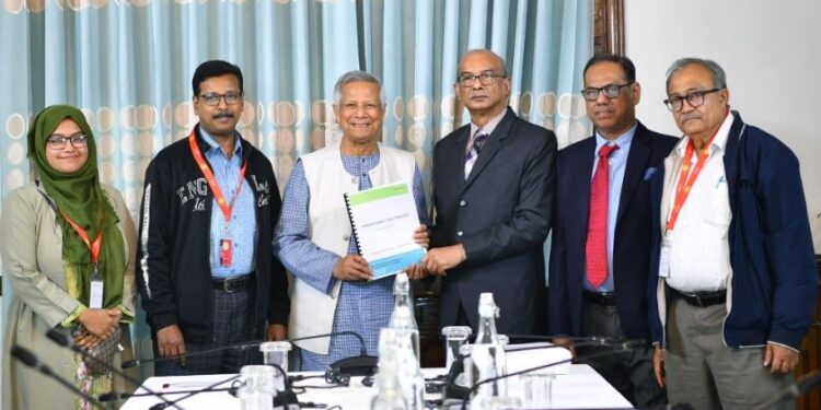গুমের নির্দেশদাতা হিসেবে শেখ হাসিনার সম্পৃক্ততা পেয়েছে কমিশন : র‌্যাব বিলুপ্তির সুপারিশ