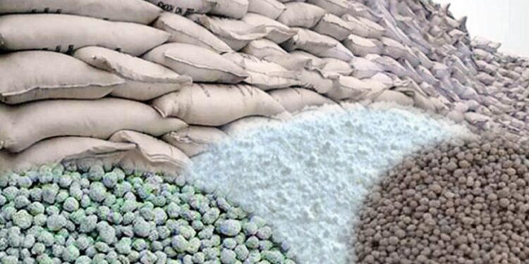 দেশী-বিদেশী কোম্পানী থেকে ৭৫৬ কোটি টাকার সার কিনবে সরকার