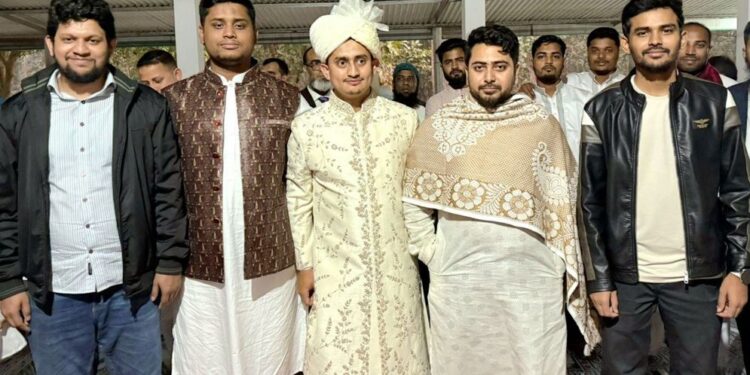 বিয়ে করলেন সারজিস আলম