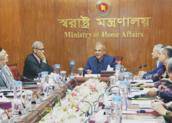 ভারতীয় গণমাধ্যম মিথ্যা সংবাদ প্রচার করে : স্বরাষ্ট্র উপদেষ্টা