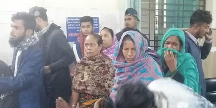 মেঘনায় বালু তোলা নিয়ে সংঘর্ষে গুলিবিদ্ধ হয়ে নিহত ২
