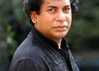 এবার সিনেমায় গান গাইলেন মোশাররফ করিম