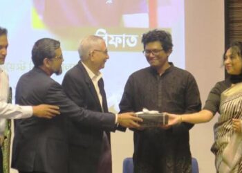 একুশে পদক পাওয়ায় অভ্রর সহ-প্রতিষ্ঠাতা রিফাত নবীকে সংবর্ধনা