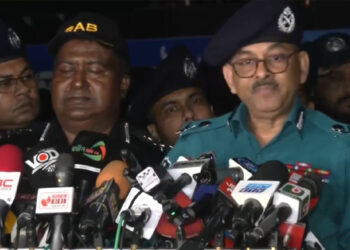 ছিনতাইয়ের বিরুদ্ধে সবাই প্রতিরোধ গড়ে তুুলুন: ডিএমপি কমিশনার