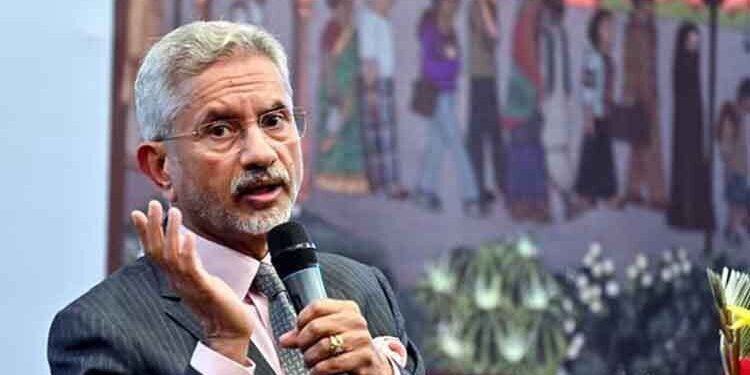 ভারতের সঙ্গে সম্পর্ক কেমন হবে, বাংলাদেশকে তা ঠিক করতে হবে: জয়শঙ্কর