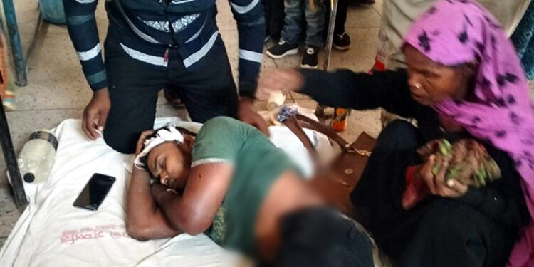 বাংলাদেশিকে নির্যাতন, মৃত ভেবে ফেলে গেলো বিএসএফ