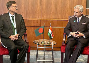 ইতিবাচক কর্মসম্পর্ক গড়ে তুলতে চায় ঢাকা ও দিল্লি: পররাষ্ট্র উপদেষ্টা