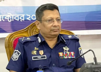 সাবেক আইজিপি মামুনকে সেফ হোমে জিজ্ঞাসাবাদের অনুমতি