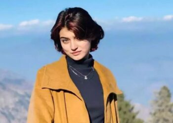 ভিডিও ফাঁস, যা বললেন পাকিস্তানি অভিনেত্রী ইমশা