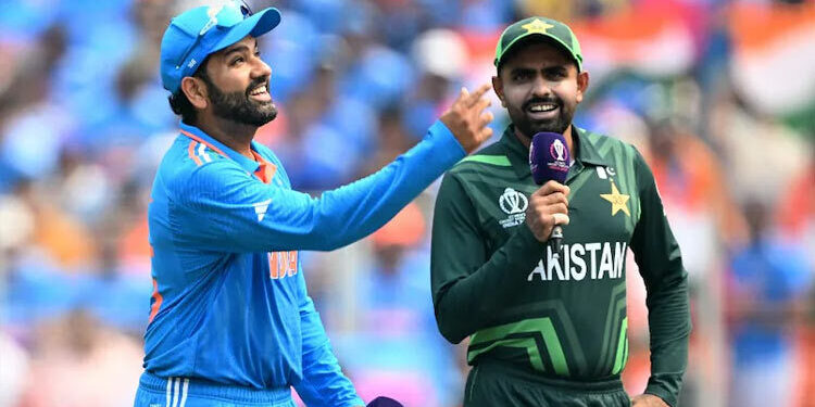 ভারতের বিপক্ষে টস জিতে ব্যাটিংয়ে পাকিস্তান