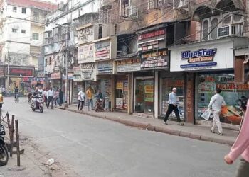 বাংলাদেশি পর্যটকশূন্য কলকাতার নিউমার্কেট, ধুঁকছেন ব্যবসায়ীরা