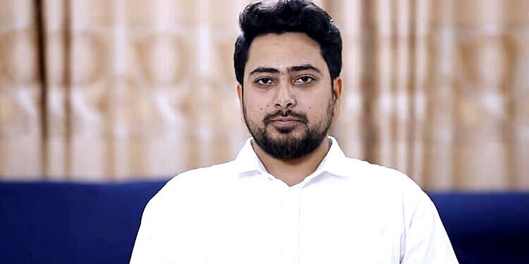 উপদেষ্টা পরিষদ থেকে পদত্যাগ করলেন নাহিদ ইসলাম