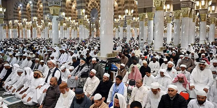 মসজিদে ক্যামেরার ব্যবহার নিষিদ্ধ করলো সৌদি আরব