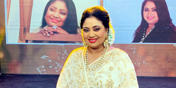 ২০ বছর পর বিটিভির পর্দায় ফিরছেন বেবী নাজনীন