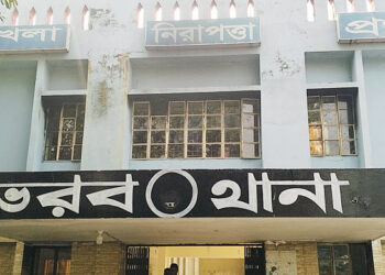 মাইকে ঘোষণা দিয়ে দুপক্ষের সংঘর্ষে আহত ১৫