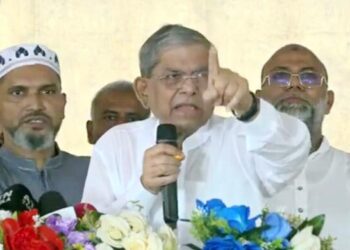 রাজপথে নামার হুঁশিয়ারি মির্জা ফখরুলের