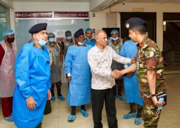 নারী নিপীড়নের বিরুদ্ধে কঠোর অবস্থান নেয়ার নির্দেশ স্বরাষ্ট্র উপদেষ্টার