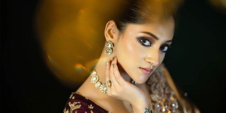 ‘কানের দুল দিলেই আমি তোর’- কাকে বললেন পূজা?