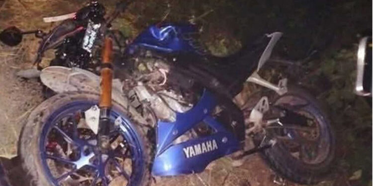 তেলবাহী লরির ধাক্কায় দুই মোটরসাইকেল আরোহীর মৃত্যু