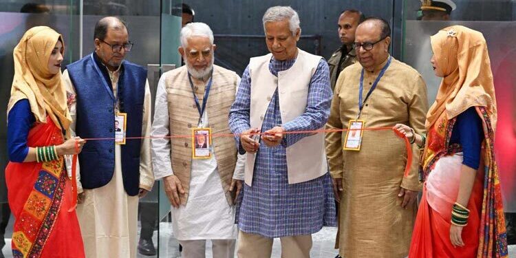 আঞ্জুমান মুফিদুলের নতুন ভবন উদ্বোধন করলেন প্রধান উপদেষ্টা