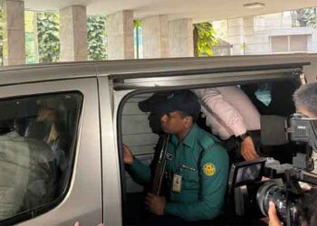 সাবেক ডিজিএফআই প্রধান সাইফুলের বাসা থেকে আড়াই কোটি টাকা উদ্ধার