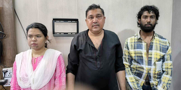 ধানমন্ডিতে আ’লীগের মিছিল, যুবলীগ নেত্রীসহ আটক ৩