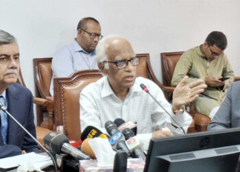 শিক্ষকদের জন্য সুখবর দিলেন বিদায়ী উপদেষ্টা