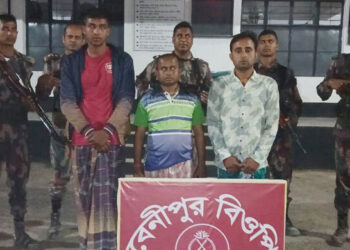 ভারতে অনুপ্রবেশের চেষ্টা, সীমান্তে ১৯ বাংলাদেশি আটক