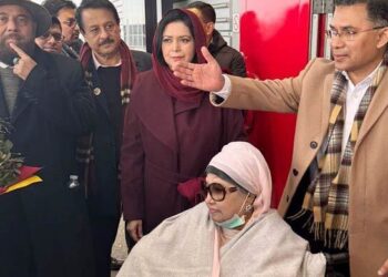 খালেদা জিয়া এক দশক পর পরিবারের সঙ্গে ঈদ করছেন