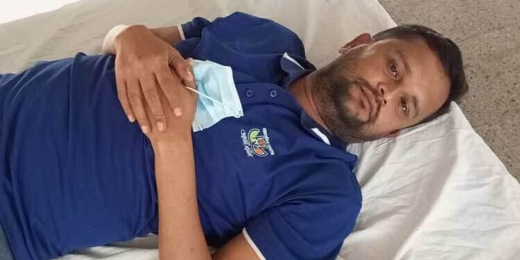 ময়মনসিংহে সাংবাদিকের ওপর ডাক্তারের হামলা