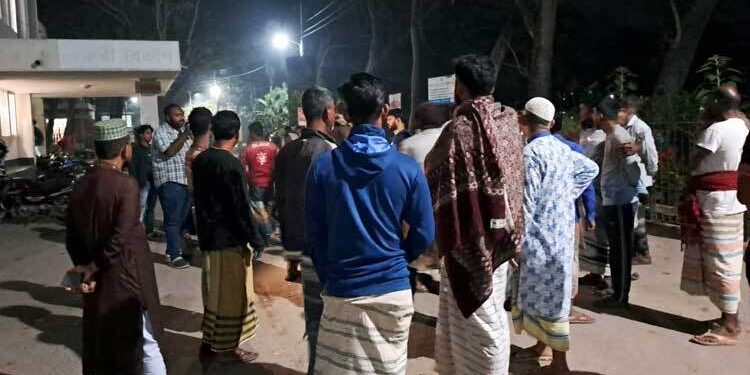 পাবনায় যুবলীগ নেতাকে তুলে নিয়ে কুপিয়ে হত্যা