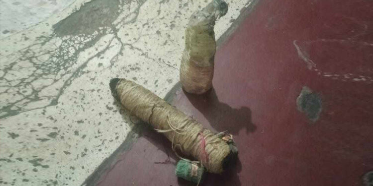 ফরহাদ মজহার-ফরিদা আখতারের প্রতিষ্ঠানে পেট্রল বোমা নিক্ষেপ