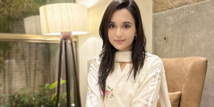 অভিনেত্রী থেকে লেখিকা সাবিলা নূর