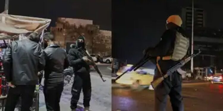 সিরিয়ায় আসাদপন্থিদের সঙ্গে সরকারি বাহিনীর সংঘর্ষে নিহত ৭০