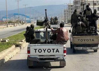 সিরিয়ায় পথে-প্রান্তরে পড়ে আছে মরদেহ