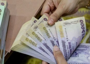 ঈদের আগেই বেতন পাচ্ছেন সরকারি চাকরিজীবীরা