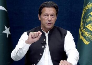 পাকিস্তানের কারাগারে ‘ডেথ সেলে’ ইমরান খান