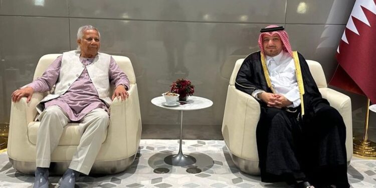 আর্থনা শীর্ষ সম্মেলনে যোগ দিতে দোহায় পৌঁছেছেন প্রধান উপদেষ্টা