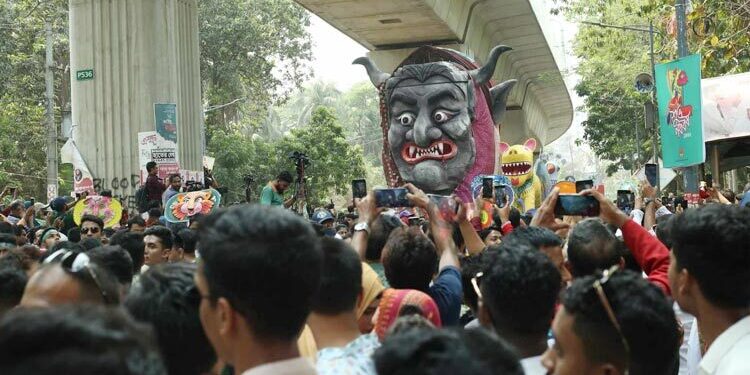 আনন্দ উল্লাসে নববর্ষের ‘আনন্দ শোভাযাত্রা’