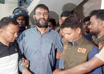 গাইবান্ধার সাবেক এমপি সারওয়ার গ্রেফতার