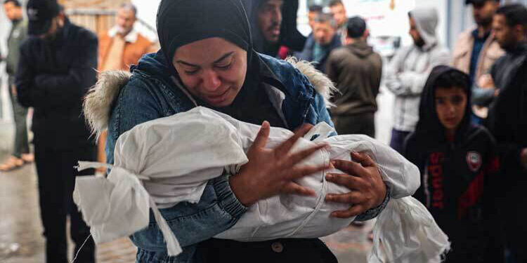 ফিলিস্তিনে ধ্বংসযজ্ঞ: সোমবার ‘নো ওয়ার্ক, নো স্কুল’ প্রতিবাদ