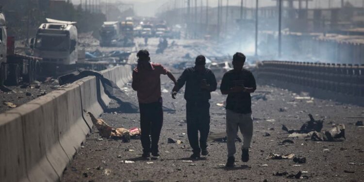 ইরানে বিস্ফোরণে নিহত বেড়ে ৮, আহত ৭৫০