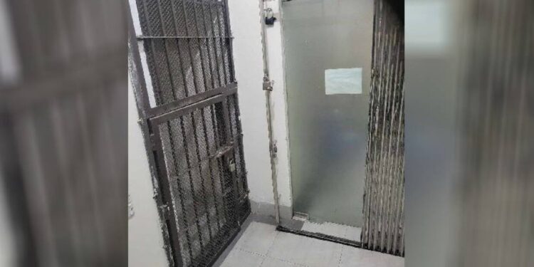 বিমানবন্দরের পাশেই ভয়ঙ্কর আরেক আয়নাঘরের সন্ধান