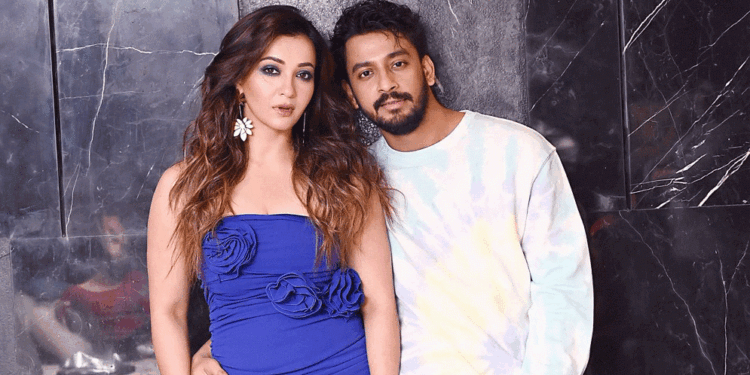 বিয়ে শিগগির, ফ্ল্যাট বুক করেছেন বনি-কৌশানী