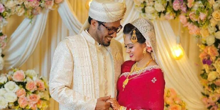 নতুন ইনিংস শুরু করলেন জামিল-মুনমুন